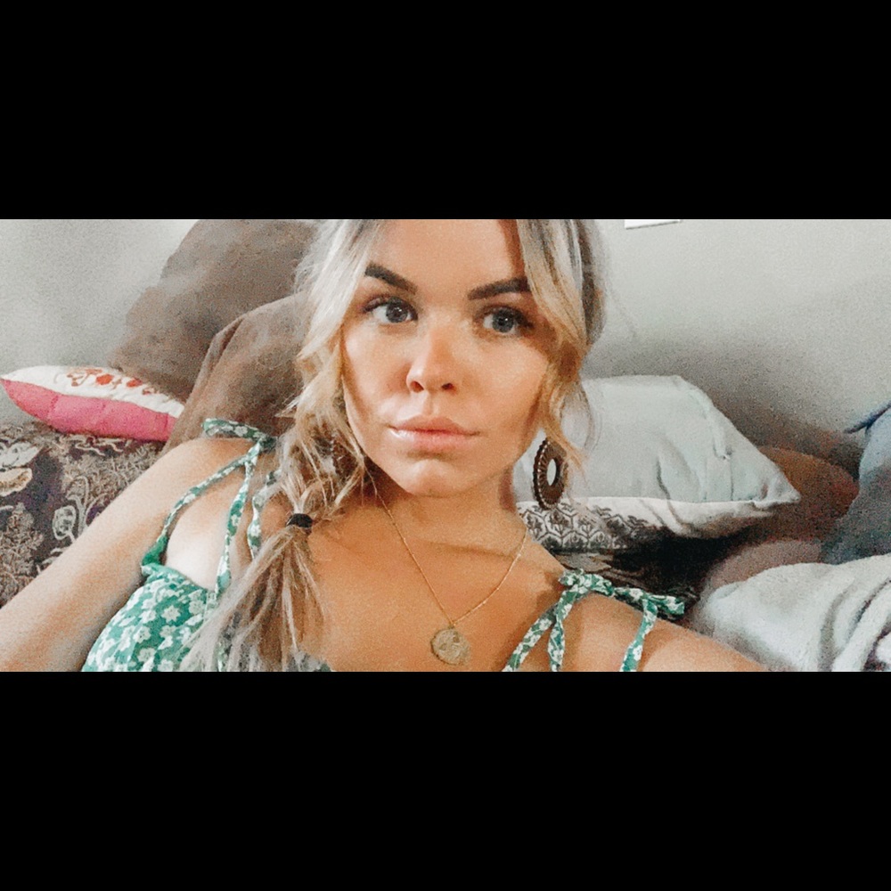 Meet your Posher, Makenna